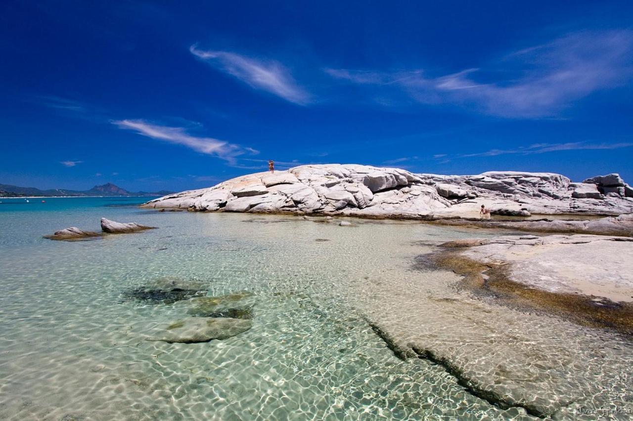 Ferdinanda Costa Rei, Sardegna *